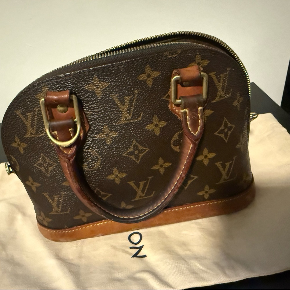 Louis Vuitton Alma BB  Monogram  Bag
